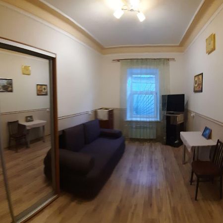 Уютная Квартира На Молдованке Odessa Buitenkant foto