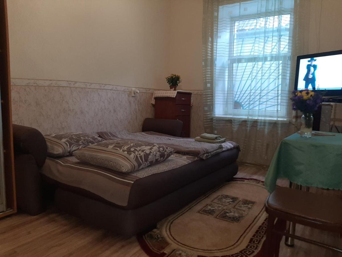 Уютная Квартира На Молдованке Odessa Buitenkant foto